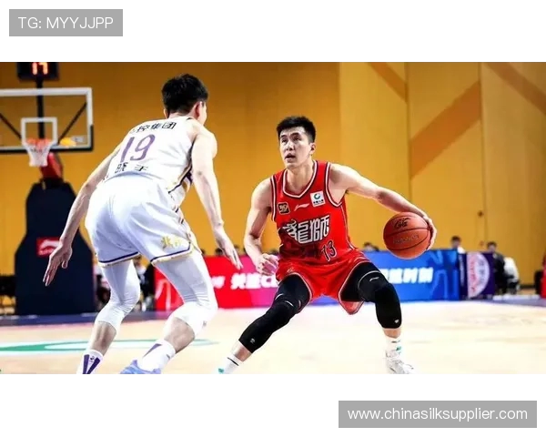 CBA焦点对决浙江稠州迎战首钢争夺季后赛席位的关键战役