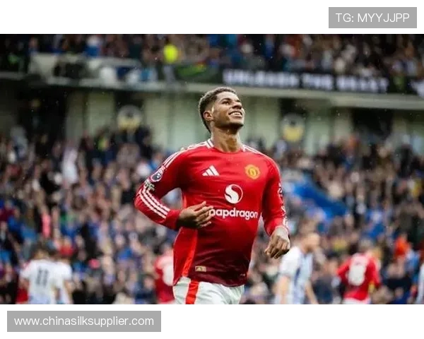 拉什福德在曼联的崛起之路与未来发展潜力分析 拉什福德在曼联的崛起之路与未来发展潜力分析