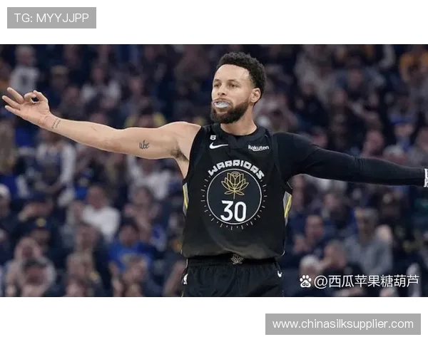 马刺与雷霆第三场激战回顾关键时刻的决策与球员表现分析 马刺与雷霆第三场激战回顾关键时刻的决策与球员表现分析