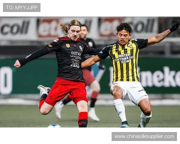 鹿特丹斯主场迎战乌德勒支双方争夺关键积分的精彩对决 鹿特丹斯主场迎战乌德勒支双方争夺关键积分的精彩对决