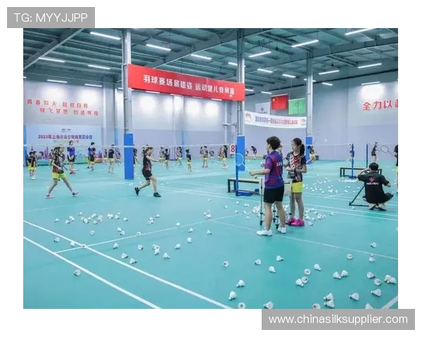 羽毛球专题:深入探讨杭州羽毛球队的技术训练与战术应用 羽毛球专题:深入探讨杭州羽毛球队的技术训练与战术应用